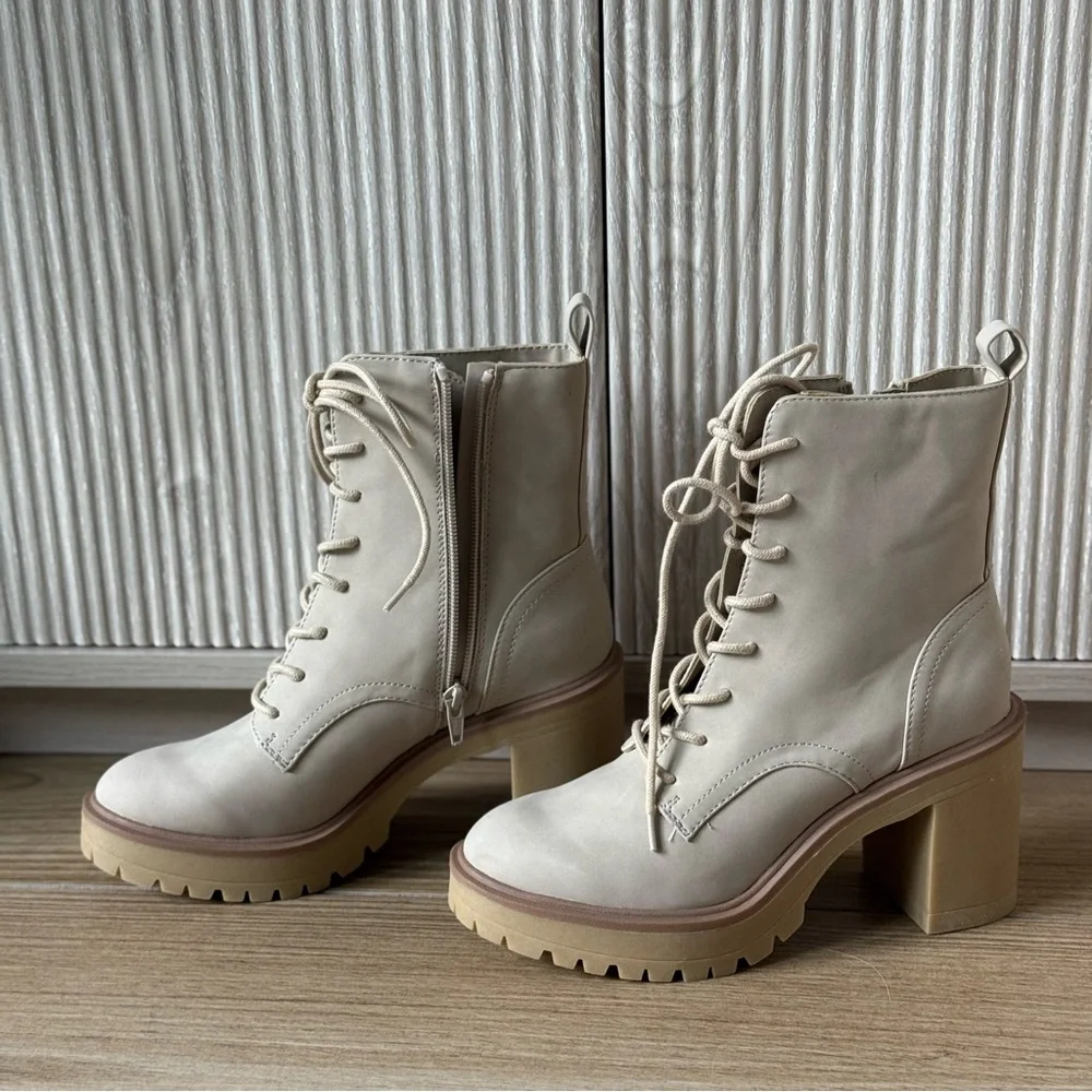 Dolce Vita & Mia NEW Women's Ankle Boots Bundle - Picture 5 of 16